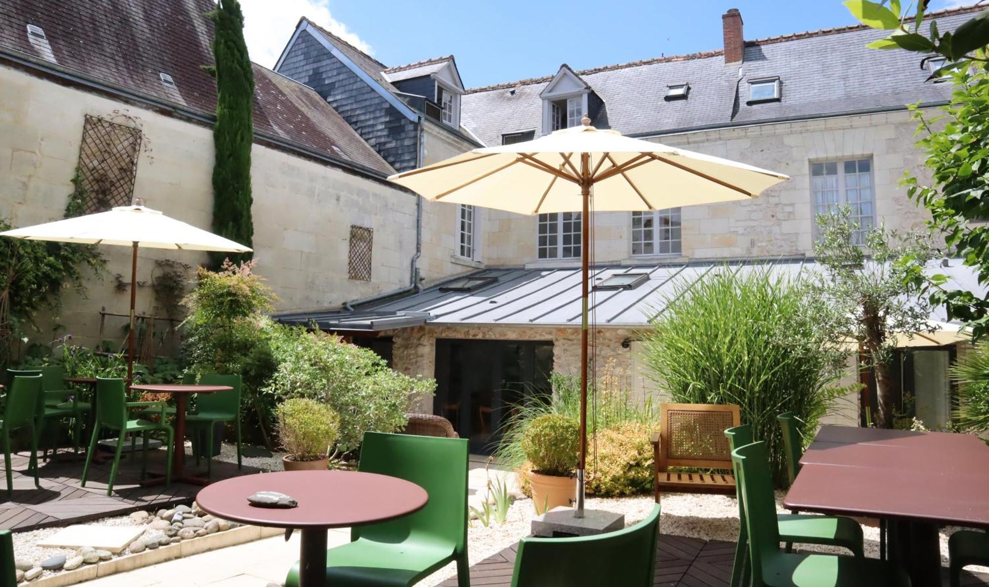 Hotel De Biencourt Azay-le-Rideau Exterior photo